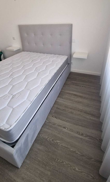 Camas de Casal Estofadas de Luxo 199€ Disp. em Várias Cores! 190x140m!