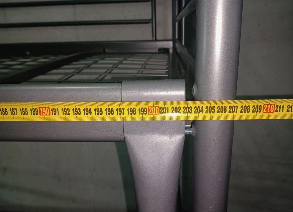 Beliche cama solteiro estrutura metálica resistente, com colchões