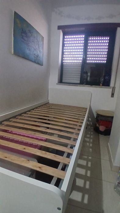 Cama de solteiro