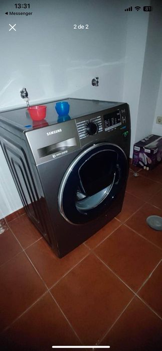 Máquina de lavar roupa