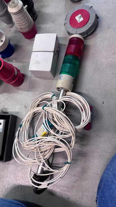 Fichas eléctricas disjuntores e outros