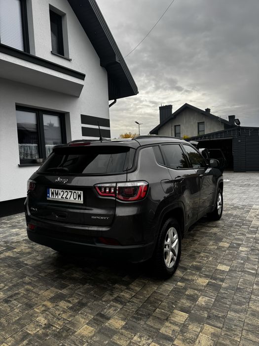 Jeep compass 2017 2.4l multiair automat 4x4 (uszkodzony)