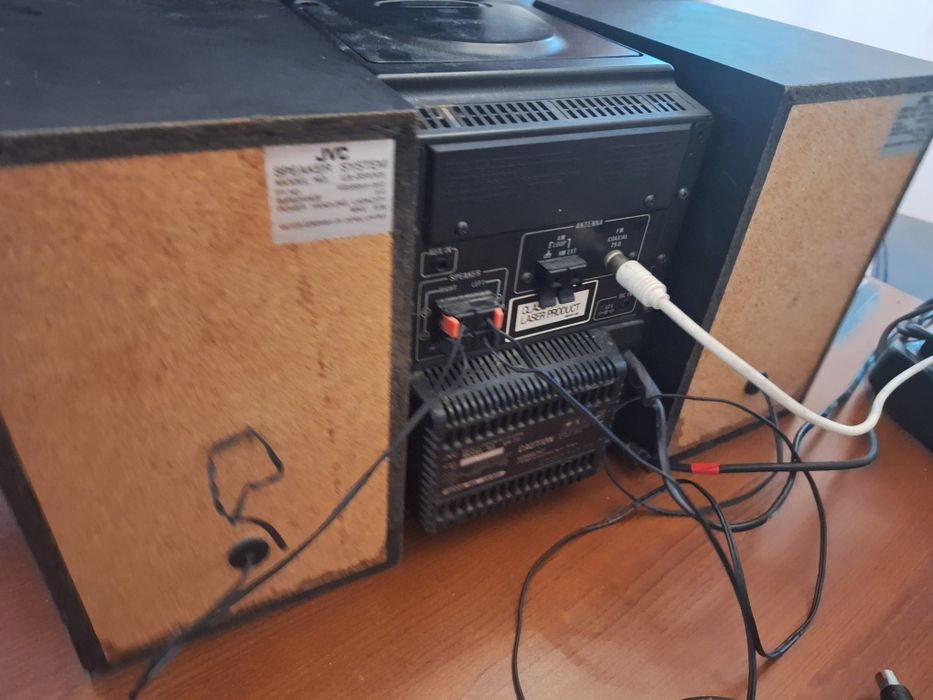 WIEŻA  JVC Model UX T1/kolumny model UX-BS1005