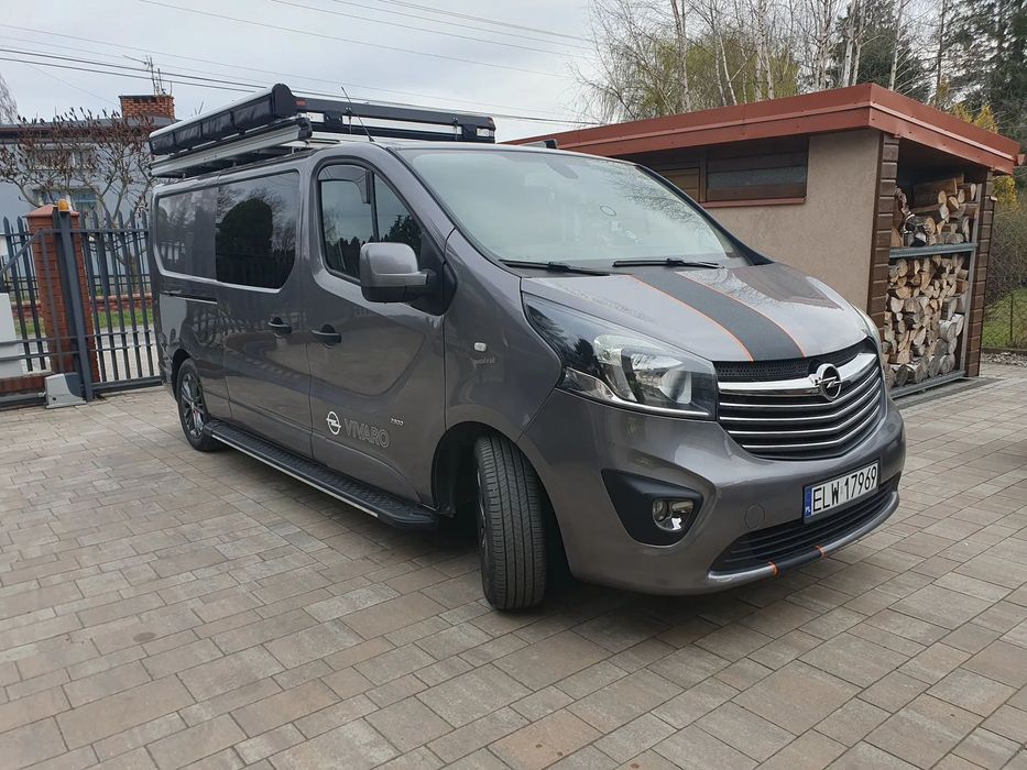 Opel Vivaro  OPEL Vivaro Brygadówka Kamper