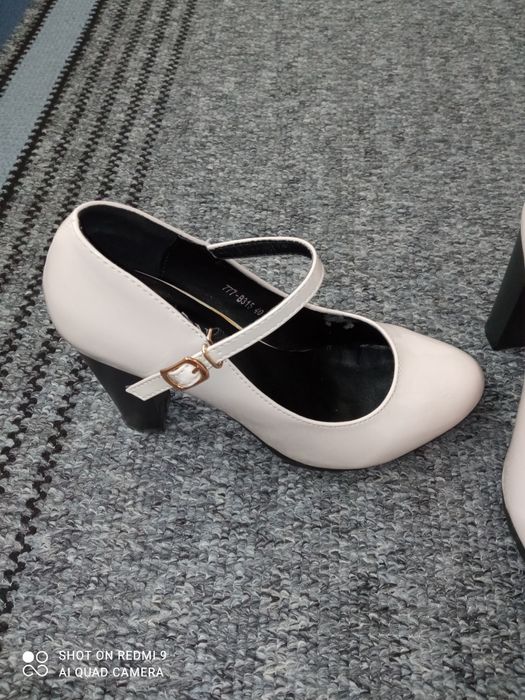 Продам туфли 39 р(25,5 см)