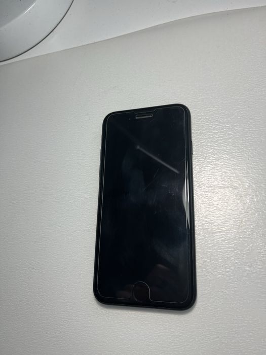 IPhone SE2020 czarny