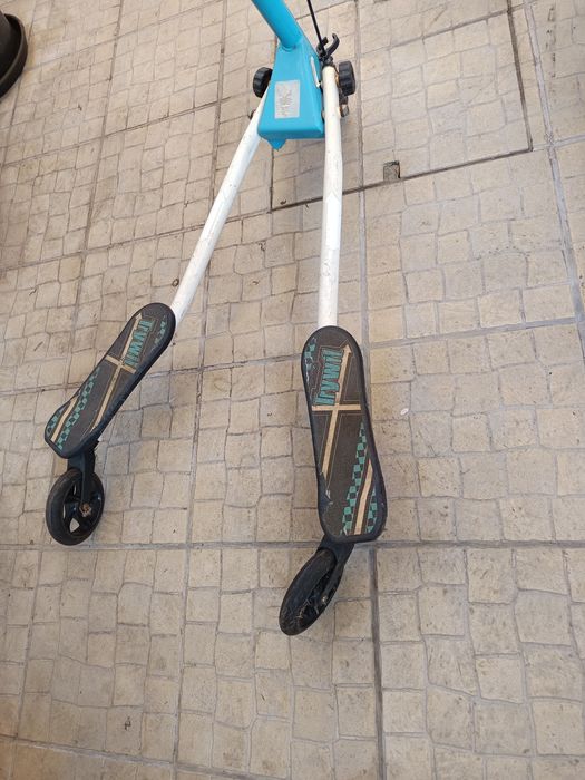 Trotinetes em bom estado