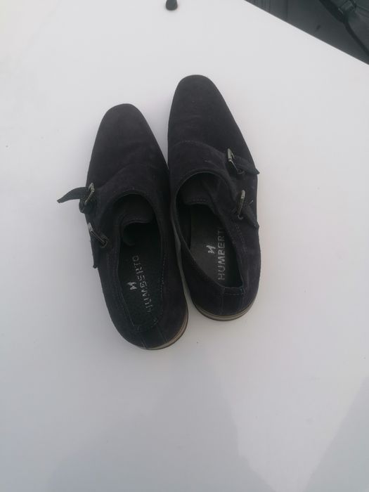 Sapatos de homem de camurça