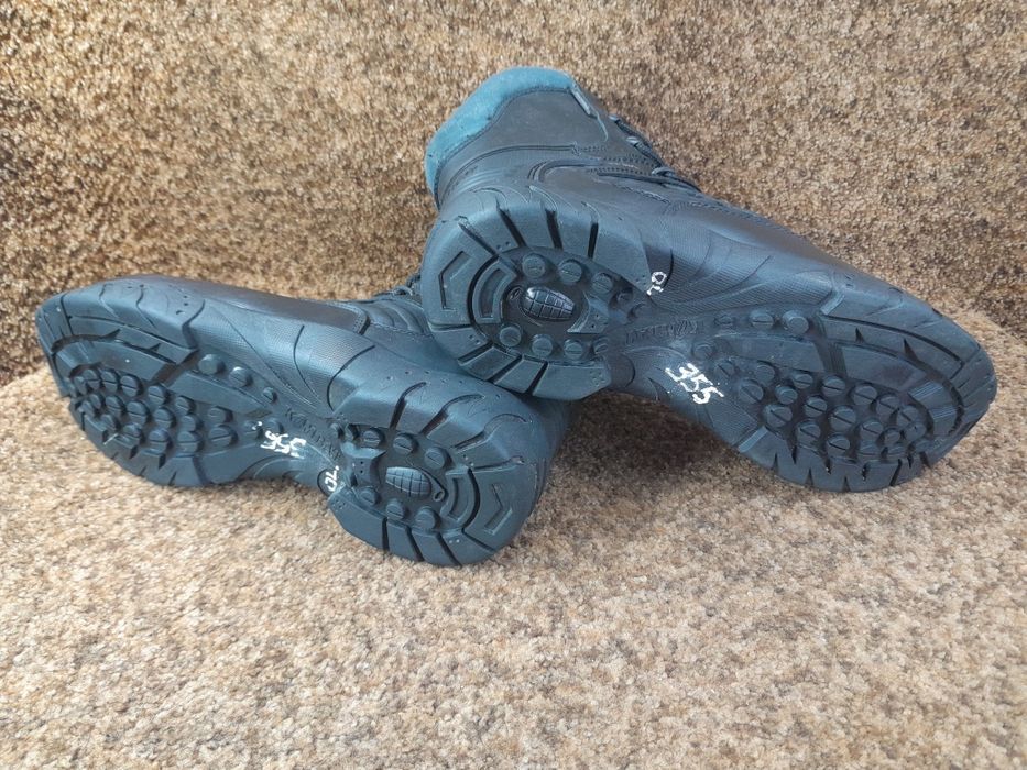 Берци , черевики трекінгові Thinsulate Kombat 43 розмір.