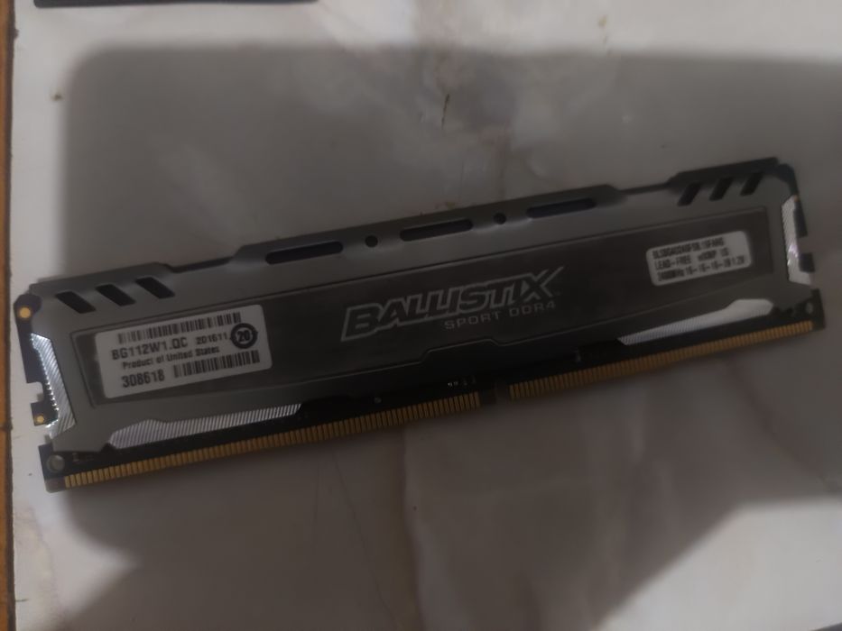 Vendo memória ddr4 8g 2400mhz