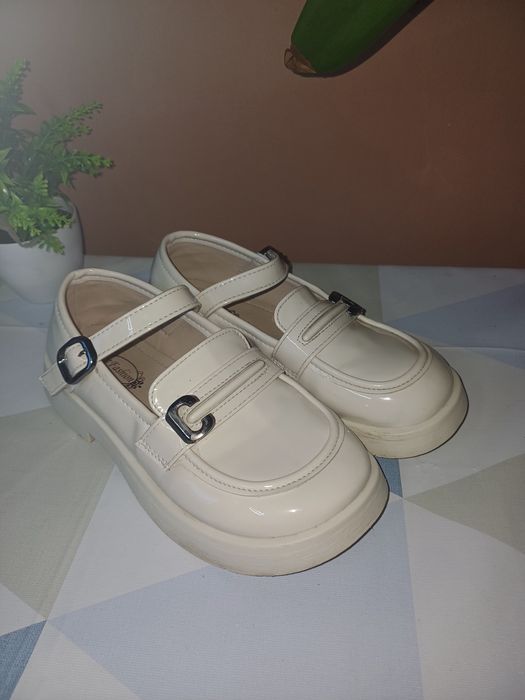 Круті туфлі для дівчат