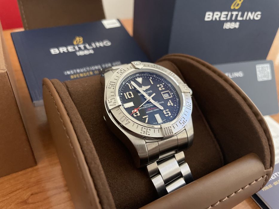 Breitling Avenger II Seawolf C\ Novo