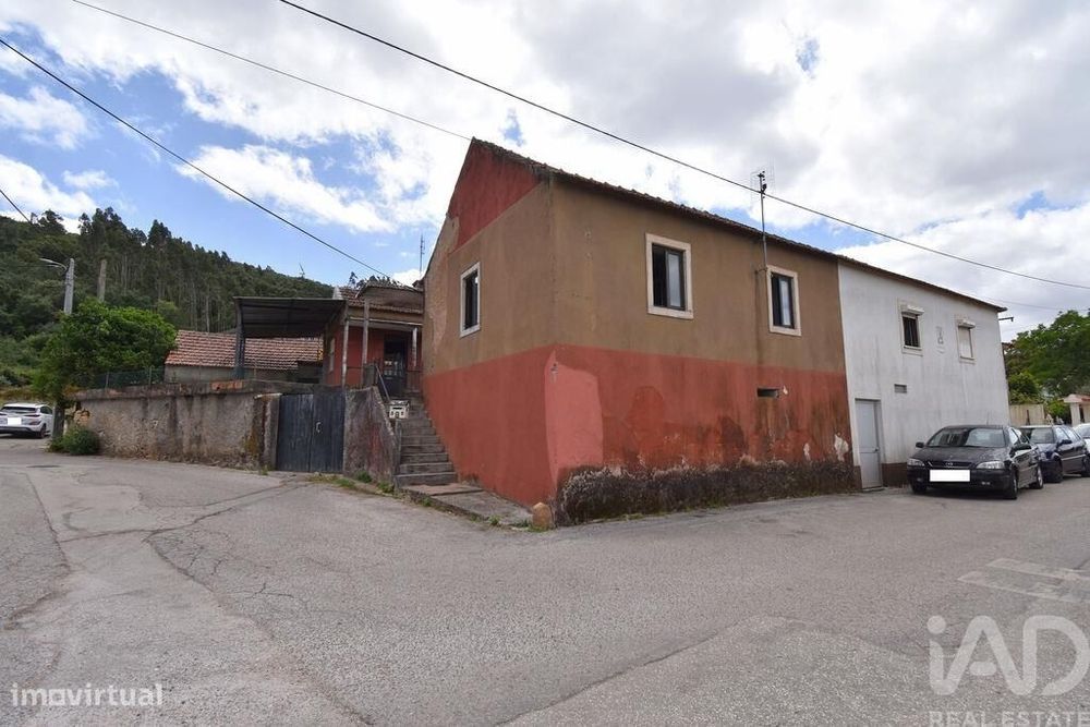 Casa / Villa T4 em São Miguel, Santa Eufémia e Rabaçal de 93 m2