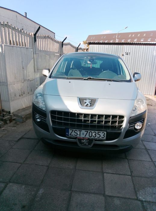 Peugot 3008 2010 rok