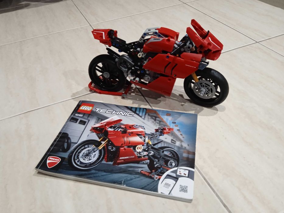 legos- conjunto technic e creator