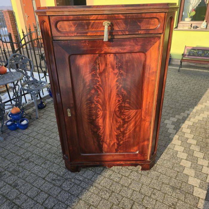 Kątnik Simmler Ludwik Filip w mahoniu z szfuladą