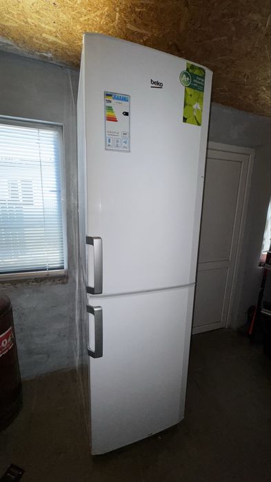 Продам холодильник Beko