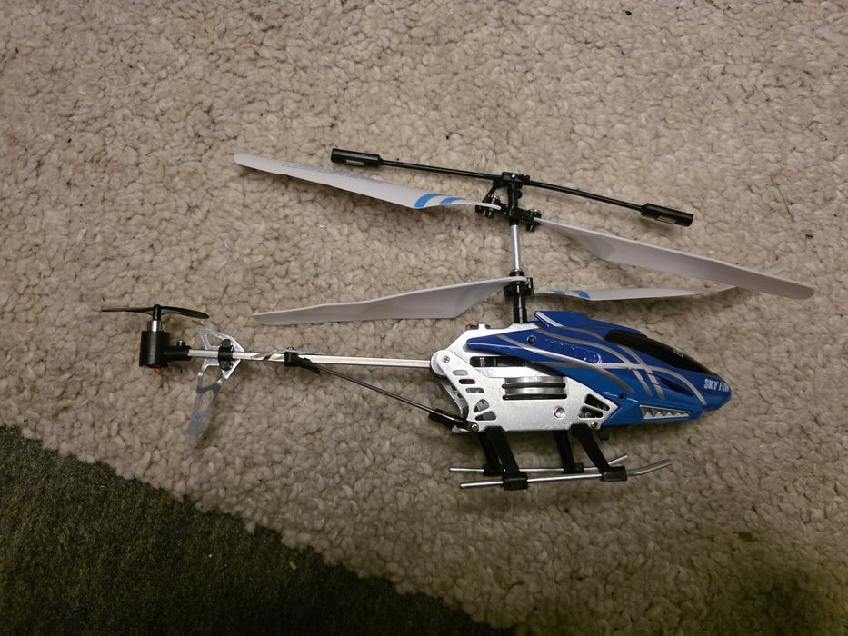 радиоуправляемый вертолет Revell Control «Sky Fun»