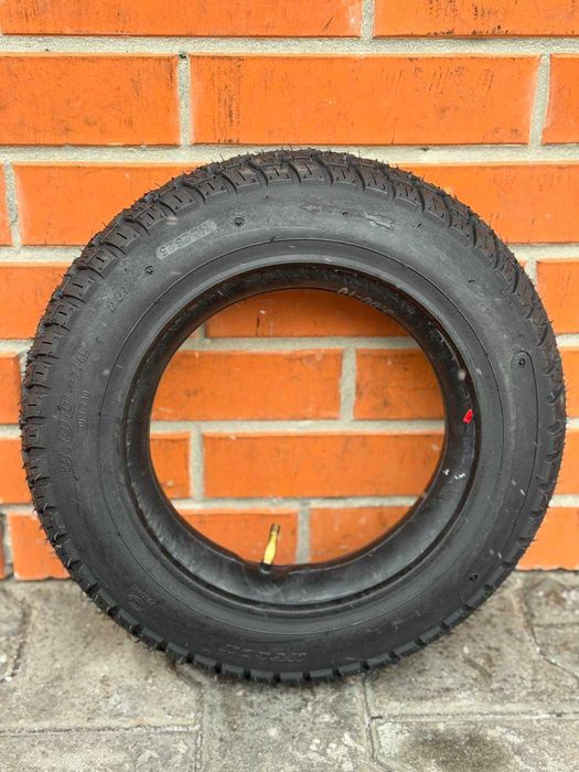 Шина з камерою 3.00-10 шипована Тайвань на скутер SC TYRE-124