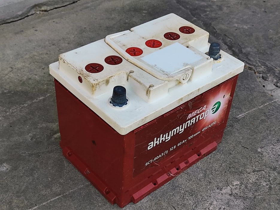 Акумулятор АКБ 12 В 60 Аг Автомобільна батарея