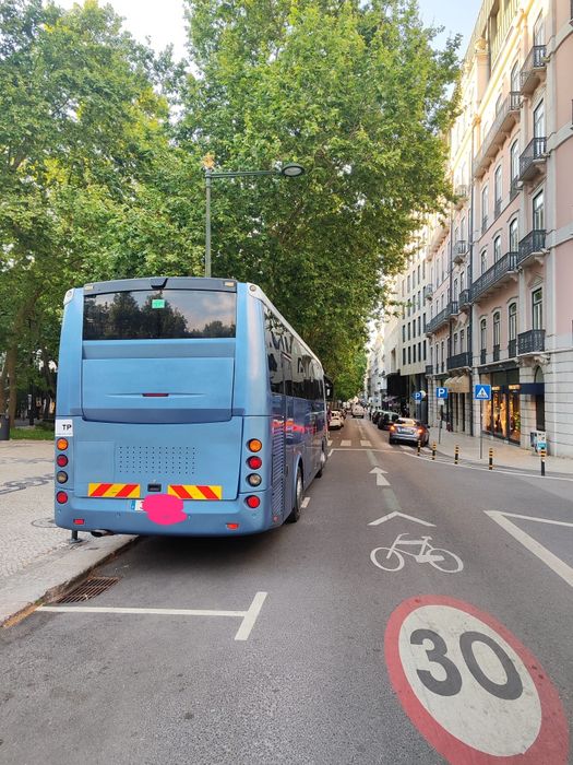 Autocarro 37 Lugares MAN