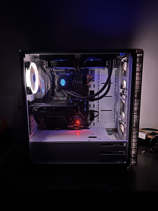 Gaming Computer456140971867514881