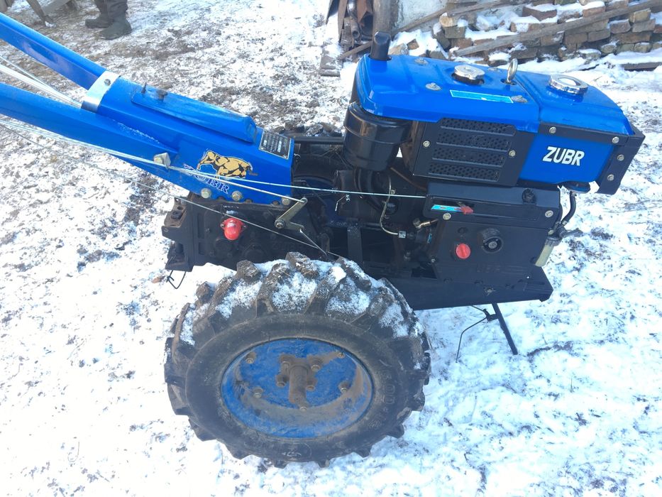 Продам мотоблок зубр 10кс