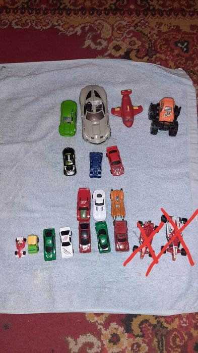 Набор разних машинок, хот виллс, Hot Wheels, гоночные, гоночні машини
