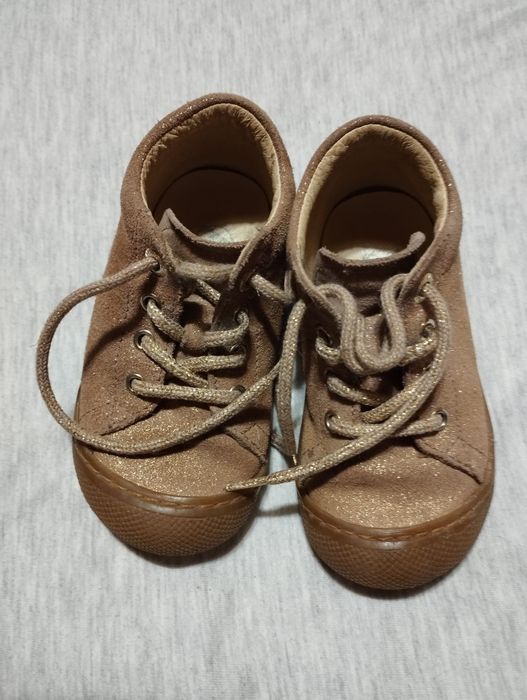 Набір дитячого  взуття для дівчаток б/у