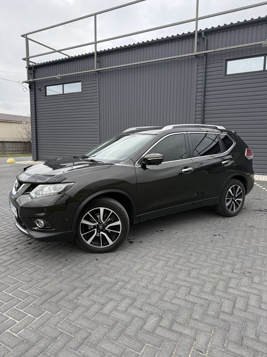 Nissan Rogue • 2015 • Дизель • Максимальна комплектація