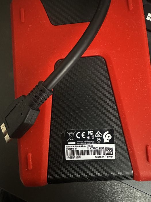 Зовнішні накопичувачі 1Т