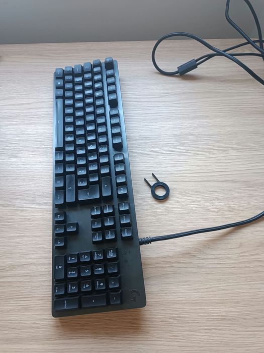 Logitech G413 Carbon + G203 LIGHTSYNC