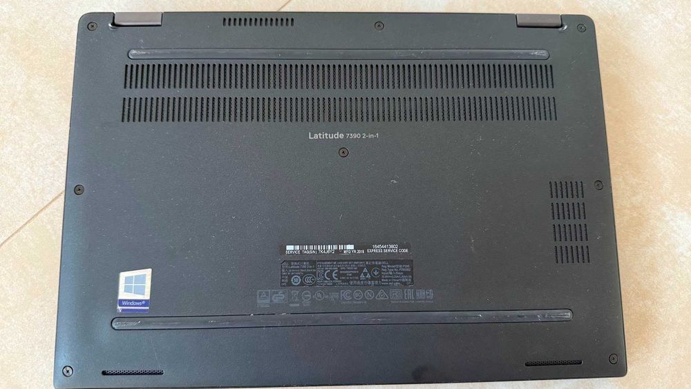 Ноутбук Dell Latitude 7390 2в1 i5 8250U 8DDR4 256SSD сенсор планшет