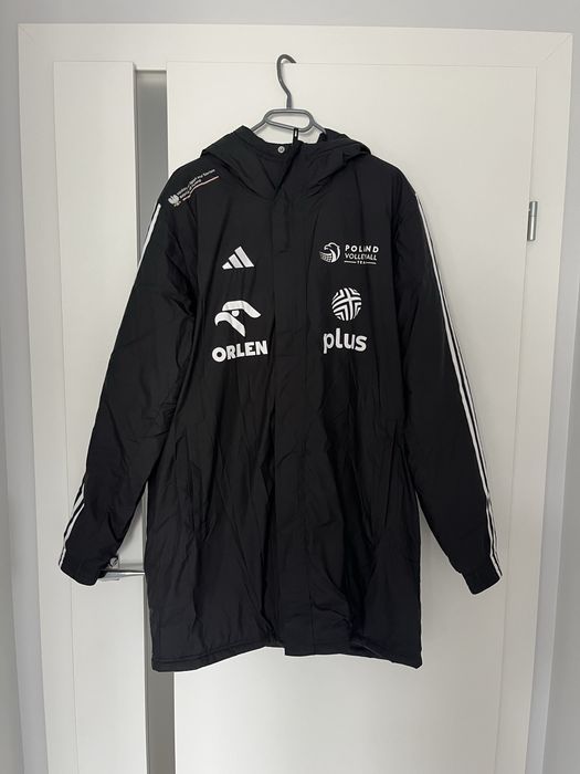 Kurtka Adidas z Logotypami