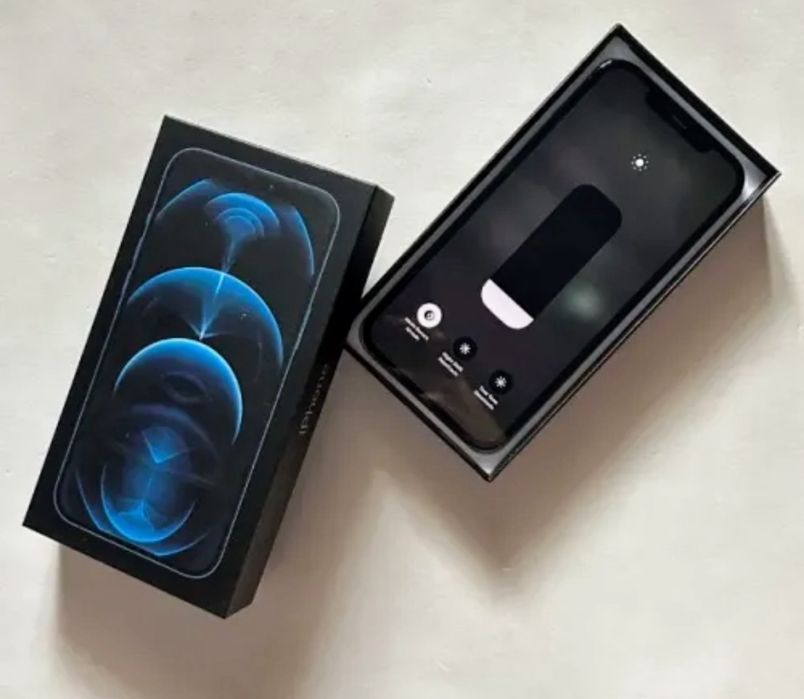 Vendo Iphone 12 Pro Max como novo