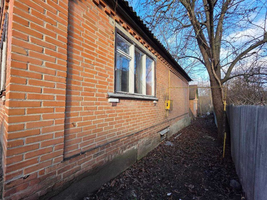 Продам окремий будинок