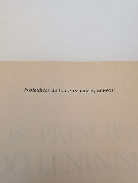 Os Princípios do Leninismo