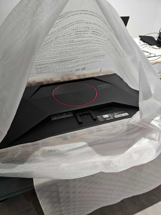 Monitor Gaming IPS AOC Q27G42XE 27'' QHD 180Hz