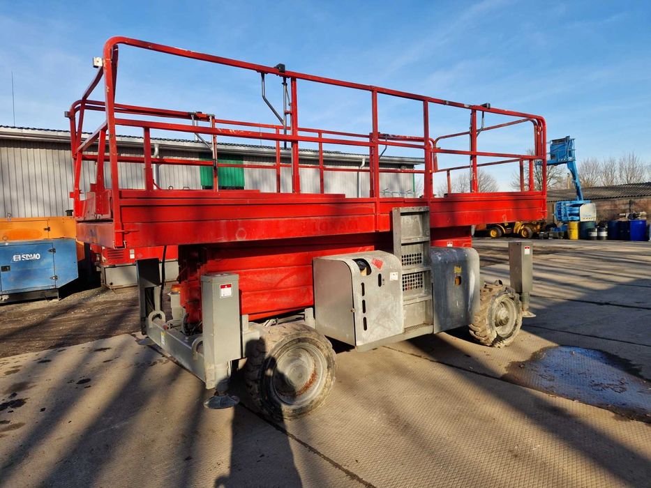 Ножничний підйомник Haulotte H15SXL, пеканіска