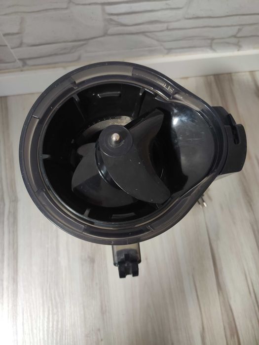 Wyciskarka wolno obrotowa Silvercrest 300W