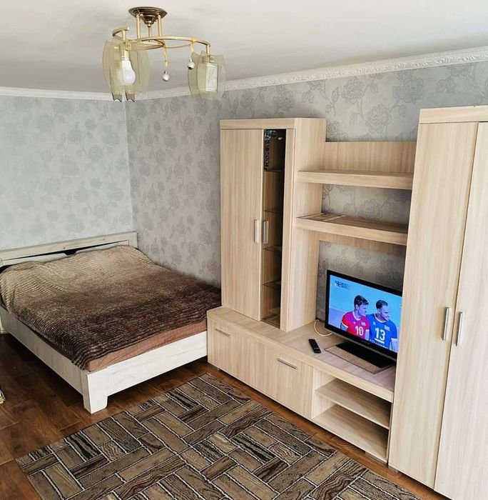 ЦЕНТР, вул. Центральна, КУБ, квартира подобово, погодинно Павлоград