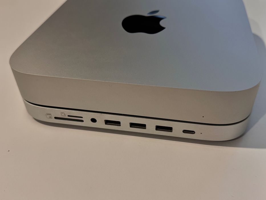 Mac Mini 1 + HUB