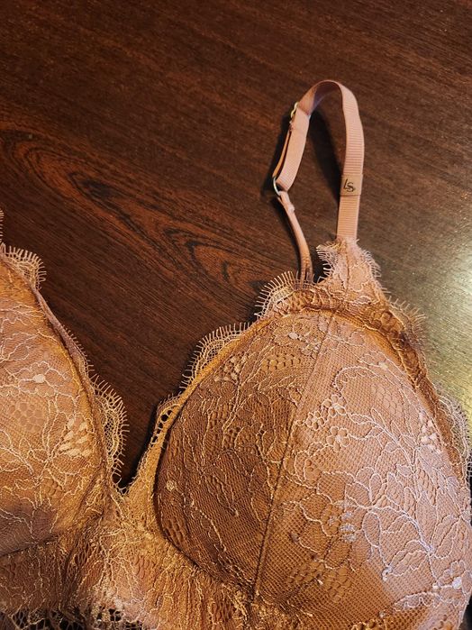 Biustonosz braletka koronka Push Up B 65