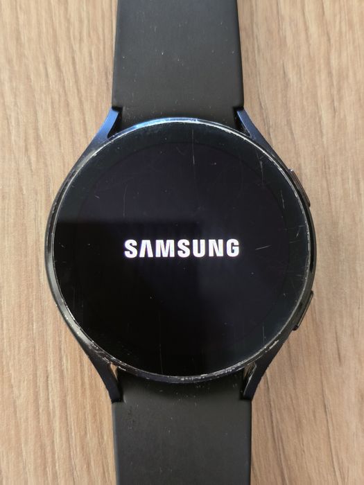 Smartwatch samsung galaxy watch4 44 mm

kabel do ladowania