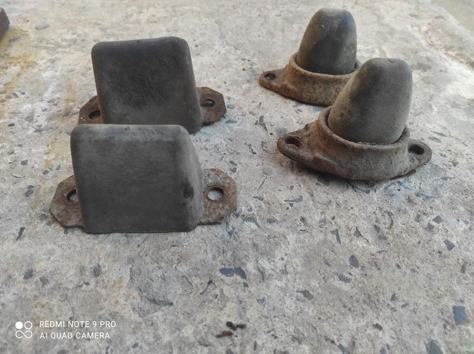 Продам відбійник уаз 452 , 3909 , 469