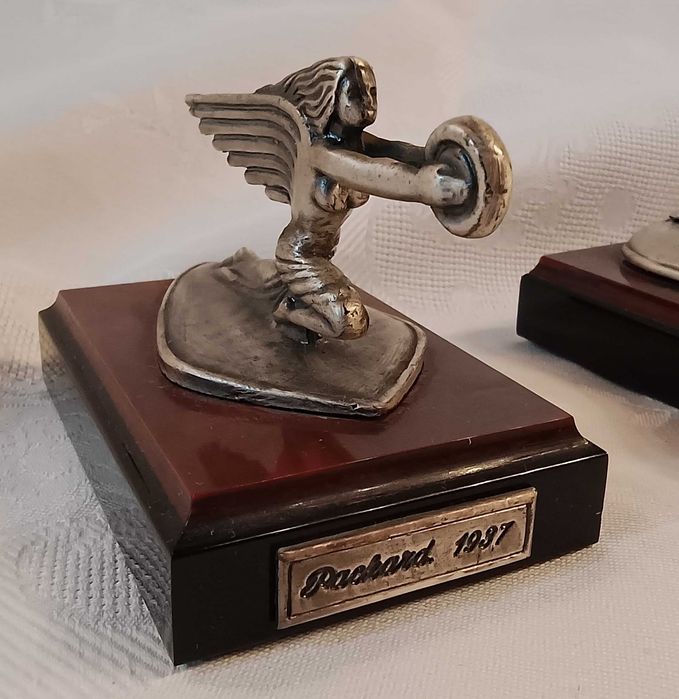 Emblemas Carros Clássicos 1