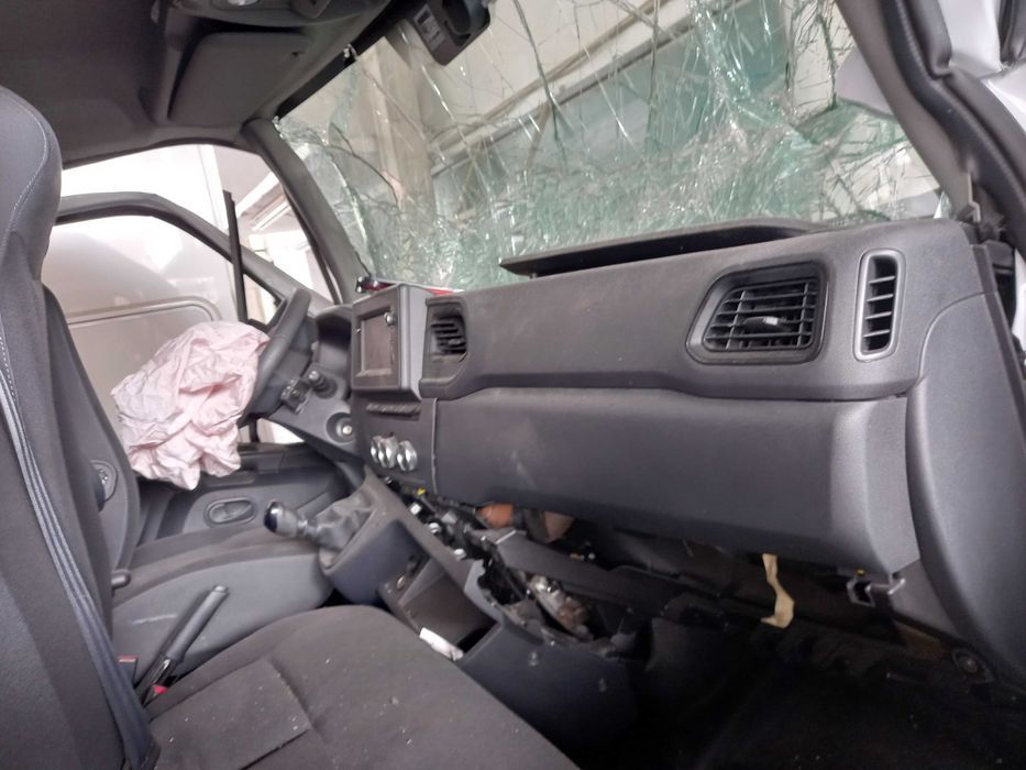 renault master 2020 para peças