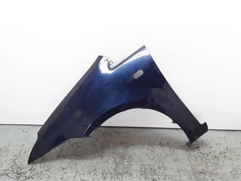 Guarda-Lamas Frente Esquerdo Ford Focus C-Max Cap2003