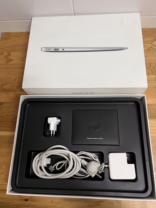 MacBook Air 13” A1466