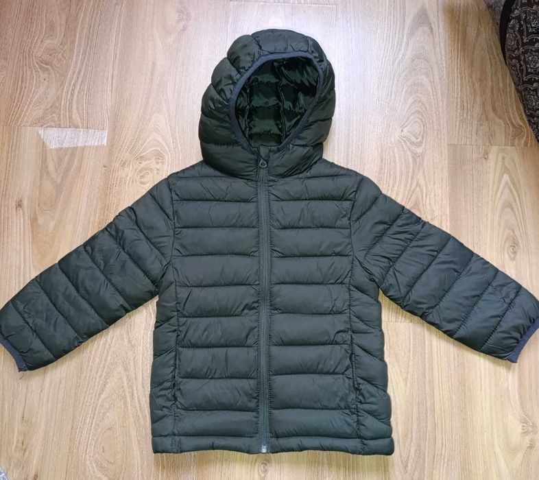 Стильна демісезонна куртка Mango Kids, (зелена, р. 116)